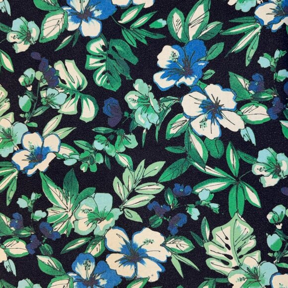 Catherines Easy Fit Tees Collection Tshirt Size 1x Green Tropical Floral - Picture 3 of 4